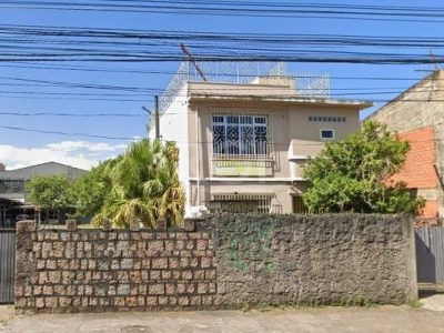 Casa à venda com 200m², 3 quartos, 2 suítes, 3 vagas no bairro São Geraldo em Porto Alegre - Foto 2