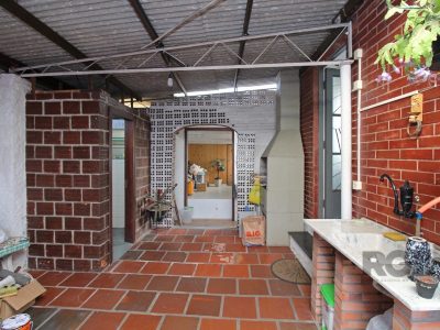 Casa à venda com 120m², 2 quartos, 3 vagas no bairro São Sebastião em Porto Alegre - Foto 9