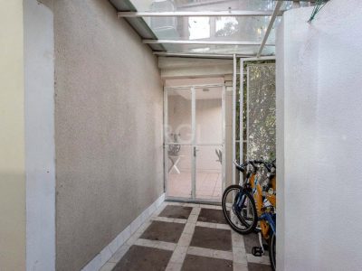 Casa Condominio à venda com 233m², 3 quartos, 3 suítes, 2 vagas no bairro Ipanema em Porto Alegre - Foto 12