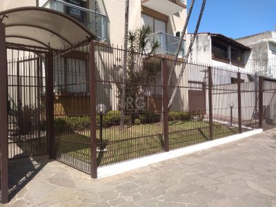 Apartamento à venda com 66m², 2 quartos no bairro Menino Deus em Porto Alegre - Foto 2