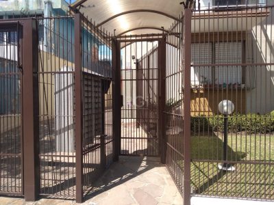 Apartamento à venda com 66m², 2 quartos no bairro Menino Deus em Porto Alegre - Foto 4