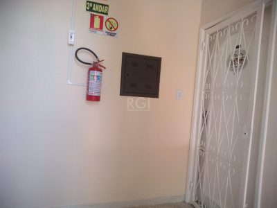 Apartamento à venda com 66m², 2 quartos no bairro Menino Deus em Porto Alegre - Foto 29