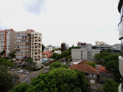 Apartamento à venda com 107m², 3 quartos, 1 suíte, 2 vagas no bairro Moinhos de Vento em Porto Alegre - Foto 47