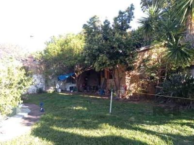 Casa à venda com 250m², 3 quartos no bairro Medianeira em Porto Alegre - Foto 27