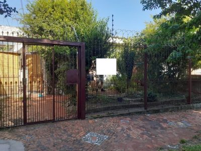 Casa à venda com 215m², 3 quartos, 6 vagas no bairro Passo d'Areia em Porto Alegre - Foto 3