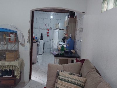 Casa à venda com 240m², 6 quartos, 3 suítes, 2 vagas no bairro Glória em Porto Alegre - Foto 38