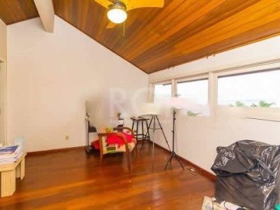 Casa Condominio à venda com 230m², 4 quartos, 1 suíte, 2 vagas no bairro Santa Tereza em Porto Alegre - Foto 12