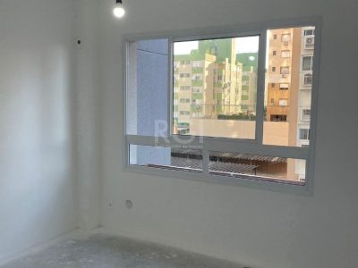 Apartamento à venda com 39m², 1 quarto, 1 suíte, 1 vaga no bairro Partenon em Porto Alegre - Foto 2