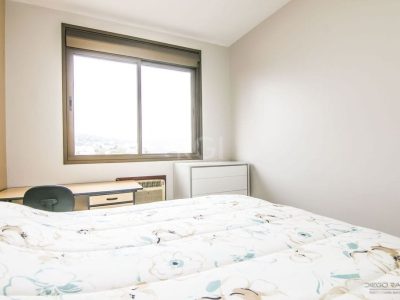 Apartamento à venda com 60m², 2 quartos, 2 vagas no bairro Partenon em Porto Alegre - Foto 12