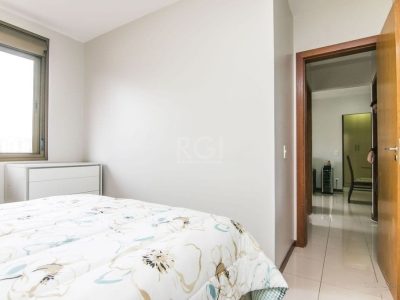 Apartamento à venda com 60m², 2 quartos, 2 vagas no bairro Partenon em Porto Alegre - Foto 13