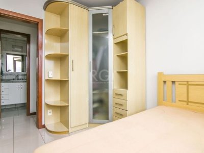 Apartamento à venda com 60m², 2 quartos, 2 vagas no bairro Partenon em Porto Alegre - Foto 18