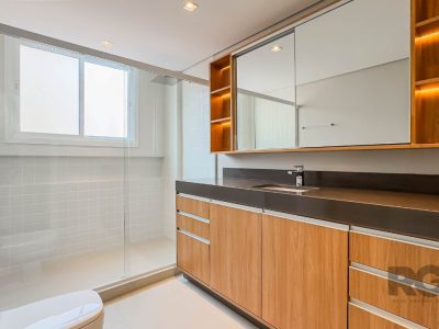 Apartamento à venda com 216m², 3 quartos, 1 suíte, 2 vagas no bairro Auxiliadora em Porto Alegre - Foto 17