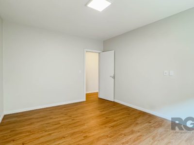 Apartamento à venda com 216m², 3 quartos, 1 suíte, 2 vagas no bairro Auxiliadora em Porto Alegre - Foto 27