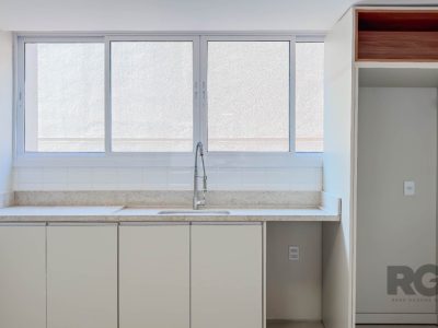 Apartamento à venda com 216m², 3 quartos, 1 suíte, 2 vagas no bairro Auxiliadora em Porto Alegre - Foto 11