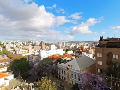 Apartamento à venda com 95m², 3 quartos, 1 suíte, 2 vagas no bairro Independência em Porto Alegre - Foto 17