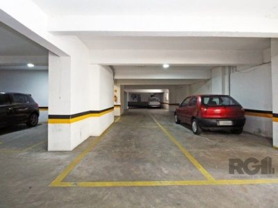 Apartamento à venda com 95m², 3 quartos, 1 suíte, 2 vagas no bairro Independência em Porto Alegre - Foto 23