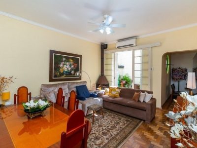 Apartamento à venda com 133m², 3 quartos, 1 vaga no bairro Menino Deus em Porto Alegre - Foto 4