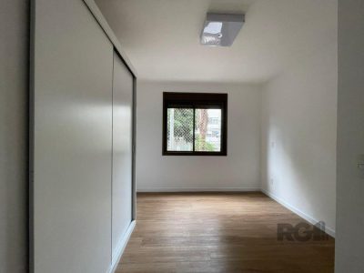 Apartamento à venda com 59m², 2 quartos, 1 suíte, 1 vaga no bairro Higienópolis em Porto Alegre - Foto 11