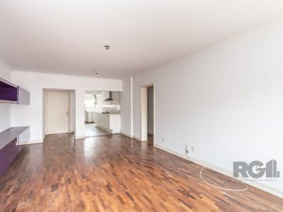 Apartamento à venda com 102m², 3 quartos, 1 suíte, 2 vagas no bairro Auxiliadora em Porto Alegre - Foto 8