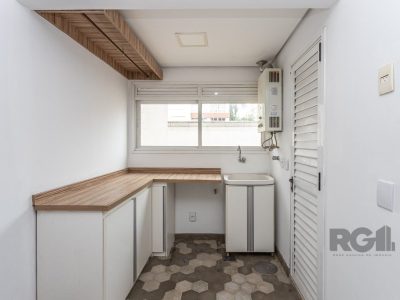 Apartamento à venda com 102m², 3 quartos, 1 suíte, 2 vagas no bairro Auxiliadora em Porto Alegre - Foto 11