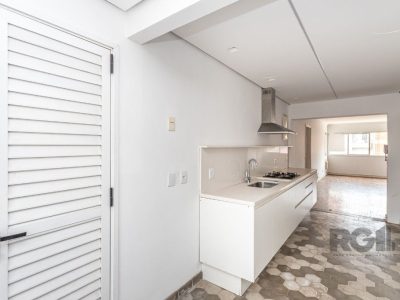 Apartamento à venda com 102m², 3 quartos, 1 suíte, 2 vagas no bairro Auxiliadora em Porto Alegre - Foto 12