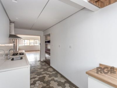 Apartamento à venda com 102m², 3 quartos, 1 suíte, 2 vagas no bairro Auxiliadora em Porto Alegre - Foto 13