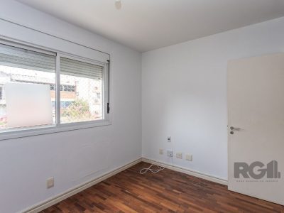 Apartamento à venda com 102m², 3 quartos, 1 suíte, 2 vagas no bairro Auxiliadora em Porto Alegre - Foto 30