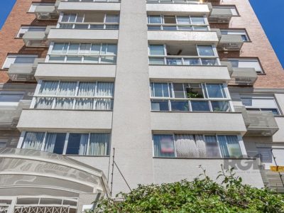 Apartamento à venda com 102m², 3 quartos, 1 suíte, 2 vagas no bairro Auxiliadora em Porto Alegre - Foto 2