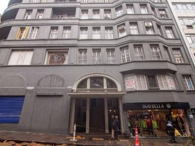 Conjunto/Sala à venda com 100m² no bairro Centro Histórico em Porto Alegre - Foto 3