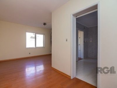 Cobertura à venda com 139m², 3 quartos, 1 suíte, 1 vaga no bairro Rio Branco em Porto Alegre - Foto 12