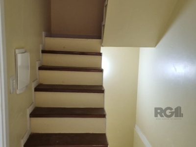 Casa à venda com 170m², 3 quartos, 2 suítes, 2 vagas no bairro Jardim Itu em Porto Alegre - Foto 12