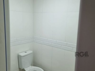 Casa à venda com 170m², 3 quartos, 2 suítes, 2 vagas no bairro Jardim Itu em Porto Alegre - Foto 14