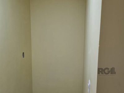 Casa à venda com 170m², 3 quartos, 2 suítes, 2 vagas no bairro Jardim Itu em Porto Alegre - Foto 11