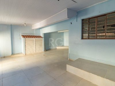 Casa à venda com 319m², 3 quartos, 1 suíte, 2 vagas no bairro Vila Ipiranga em Porto Alegre - Foto 36