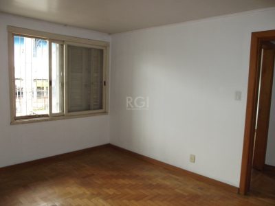 Apartamento à venda com 73m², 2 quartos no bairro Medianeira em Porto Alegre - Foto 6