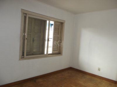 Apartamento à venda com 73m², 2 quartos no bairro Medianeira em Porto Alegre - Foto 8