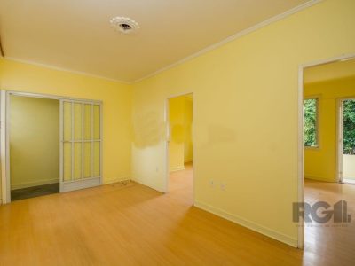 Apartamento à venda com 58m², 2 quartos no bairro São João em Porto Alegre - Foto 5