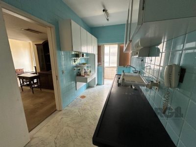 Apartamento à venda com 133m², 3 quartos, 1 suíte, 1 vaga no bairro Auxiliadora em Porto Alegre - Foto 4