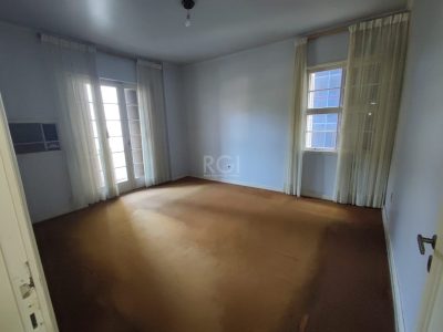 Apartamento à venda com 136m², 3 quartos, 1 vaga no bairro Centro Histórico em Porto Alegre - Foto 9