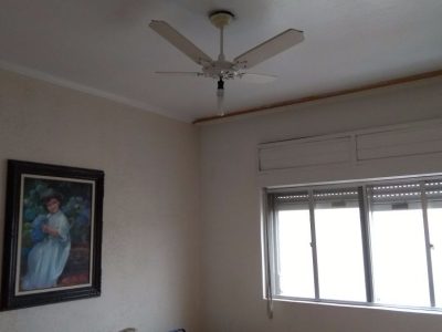 Apartamento à venda com 84m², 3 quartos, 1 suíte, 1 vaga no bairro Cidade Baixa em Porto Alegre - Foto 4