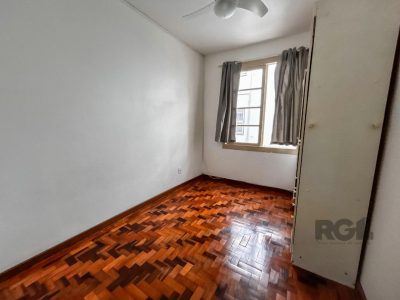 Apartamento à venda com 98m², 3 quartos, 1 suíte no bairro Rio Branco em Porto Alegre - Foto 9