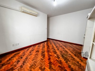 Apartamento à venda com 98m², 3 quartos, 1 suíte no bairro Rio Branco em Porto Alegre - Foto 7