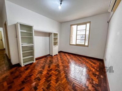 Apartamento à venda com 98m², 3 quartos, 1 suíte no bairro Rio Branco em Porto Alegre - Foto 2