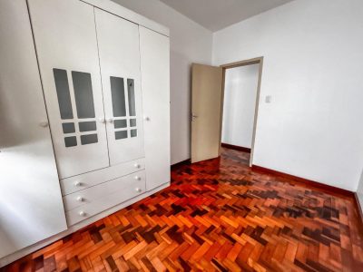 Apartamento à venda com 98m², 3 quartos, 1 suíte no bairro Rio Branco em Porto Alegre - Foto 4