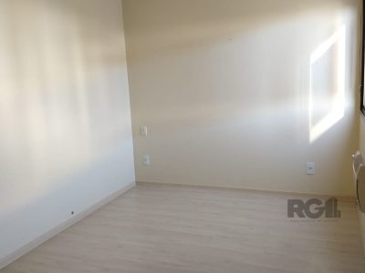 Apartamento à venda com 83m², 3 quartos, 1 suíte, 1 vaga no bairro Santana em Porto Alegre - Foto 5