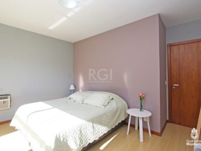 Apartamento à venda com 114m², 3 quartos, 1 suíte, 2 vagas no bairro Petrópolis em Porto Alegre - Foto 10