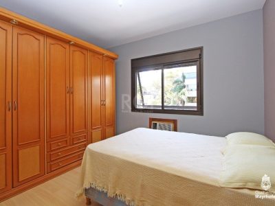 Apartamento à venda com 114m², 3 quartos, 1 suíte, 2 vagas no bairro Petrópolis em Porto Alegre - Foto 13