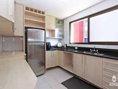 Apartamento à venda com 114m², 3 quartos, 1 suíte, 2 vagas no bairro Petrópolis em Porto Alegre - Foto 16