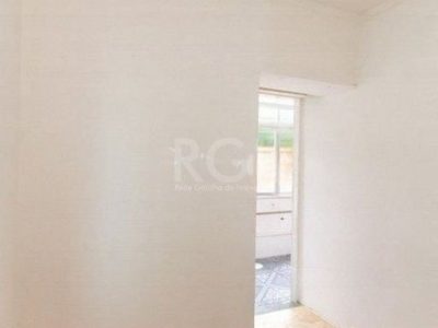 Apartamento à venda com 73m², 2 quartos, 1 vaga no bairro Auxiliadora em Porto Alegre - Foto 2