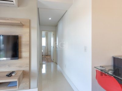 Apartamento à venda com 45m², 1 quarto, 1 suíte, 1 vaga no bairro Menino Deus em Porto Alegre - Foto 4